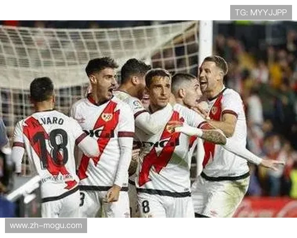 巴列卡诺铁桶阵克制皇马,主场场地偏小成战术关键 巴列卡诺铁桶阵克制皇马,主场场地偏小成战术关键