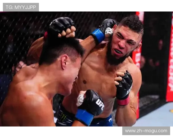 张名扬上海站遭低扫TKO，沃克战术调整终结比赛